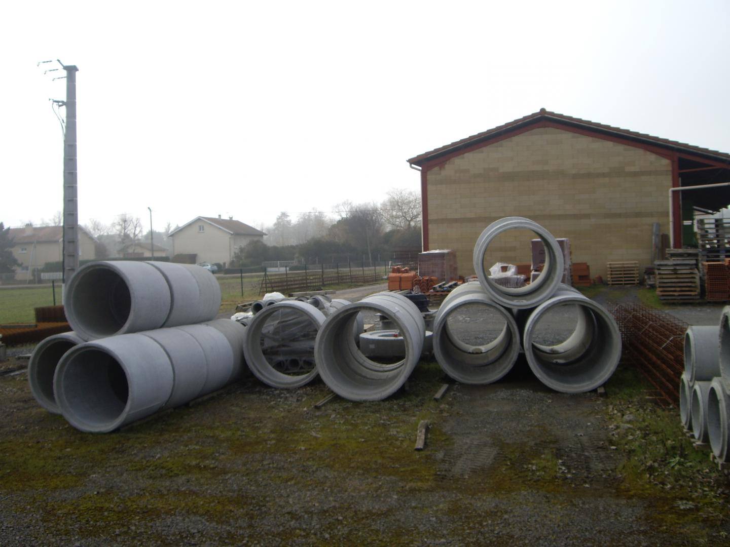 Dépôt du négoce de matériaux Gumières Matériaux